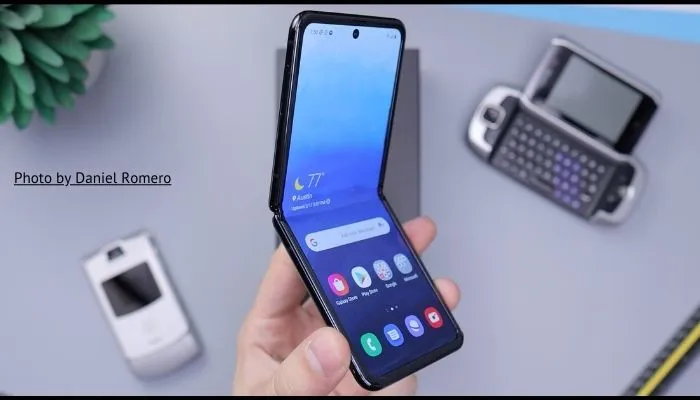 samsung galaxy f flessibile pieghevole